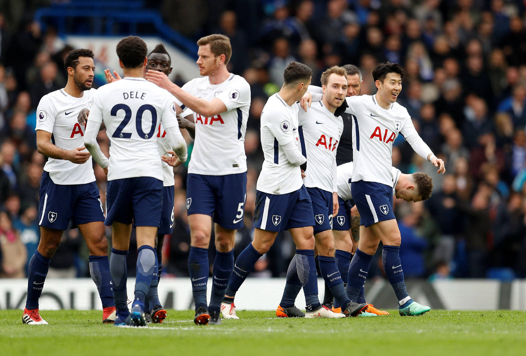 佛罗伦萨客场完胜,表现抢眼 佛罗伦萨客场完胜,表现抢眼