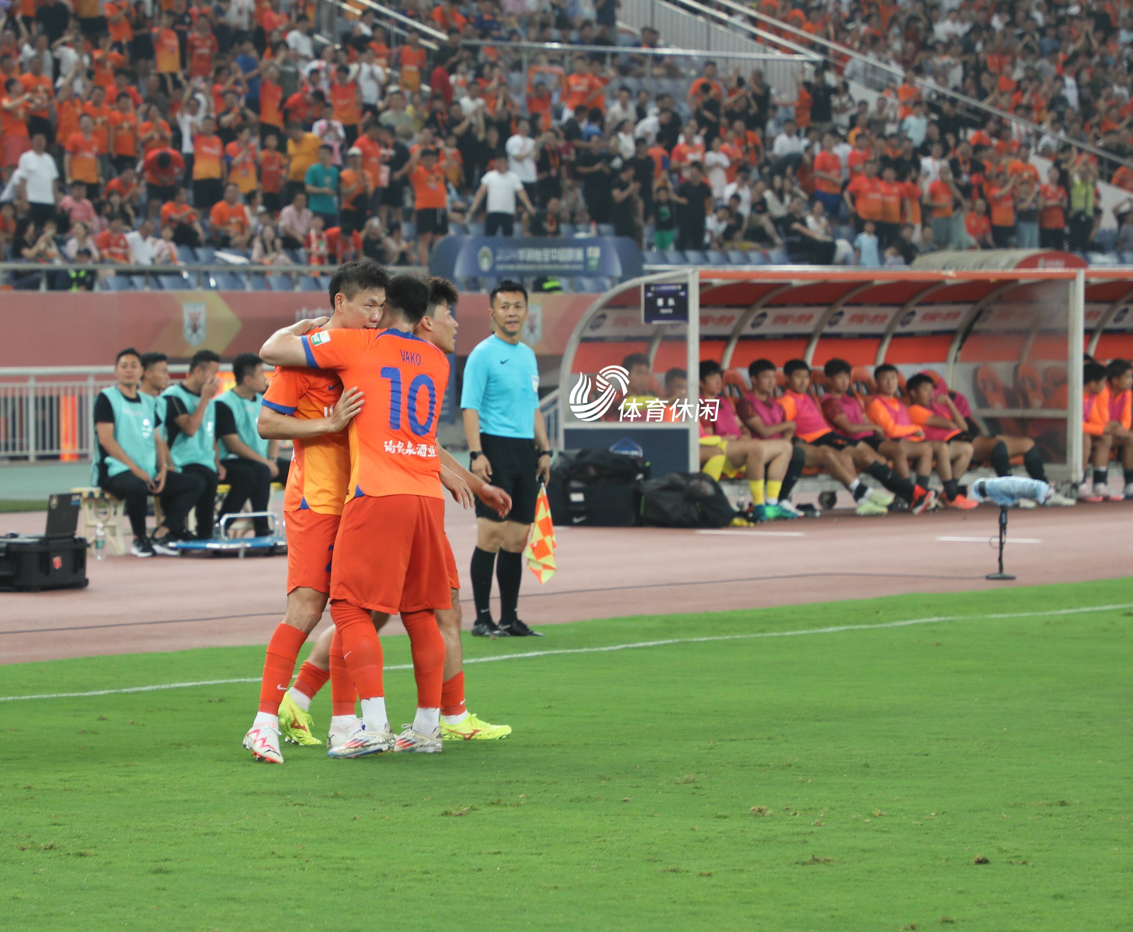 山东鲁能客场大胜,状况正佳向前迈进 山东鲁能客场大胜,状况正佳向前迈进